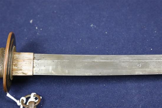 A WWII Japanese naval officers katana, 1940s, length of blade 66.5cm